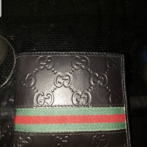 gucci wallet